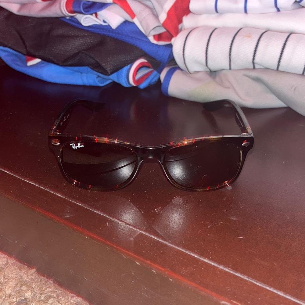 Ray ban sunglasses